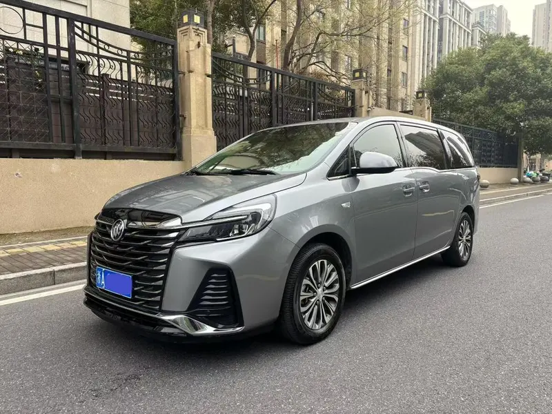 Buick GL8, 2023