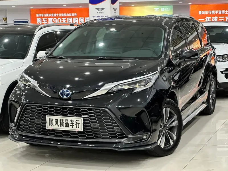 Toyota Granvia, 2023