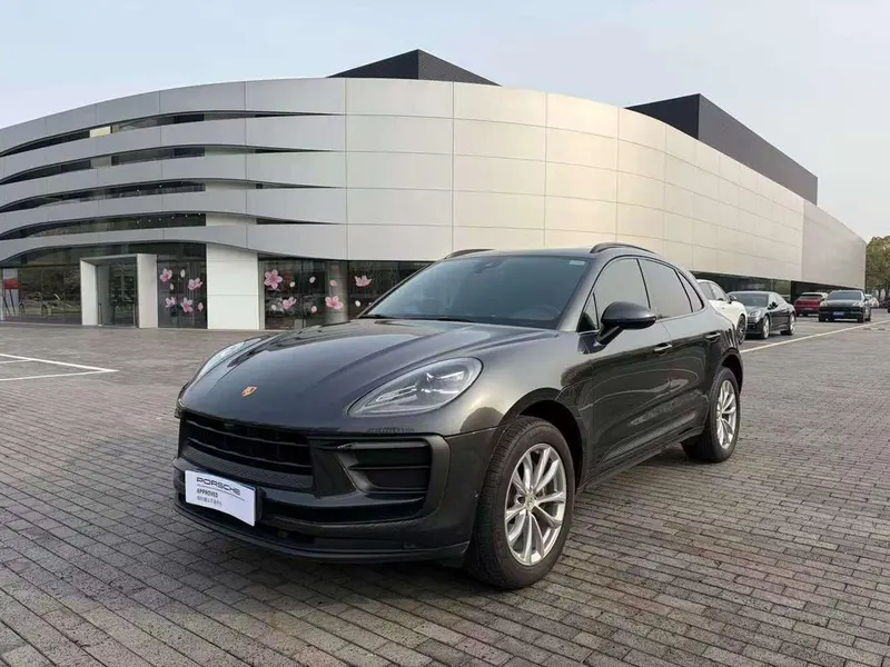 Porsche Macan, 2022