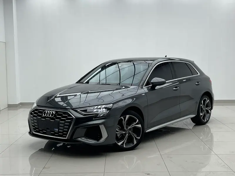 Audi A3 Facelift Sportback 35 TFSI Fashion Sport Version, 2023 — фото 1