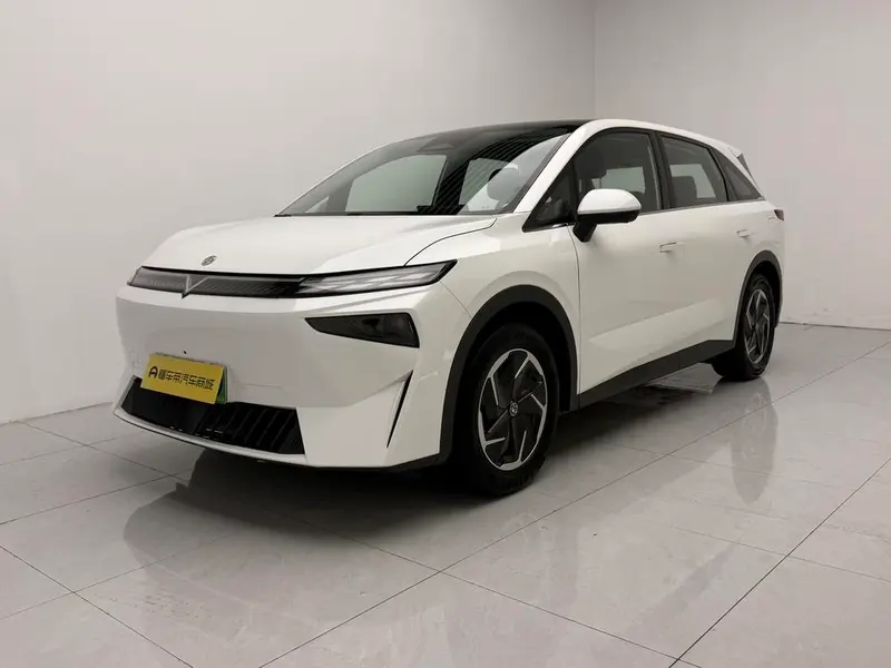 Venucia VX6, 2023