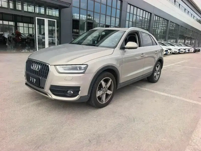 Audi Q3, 2014 — фото 1