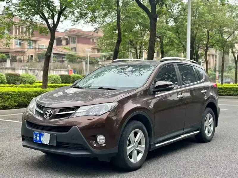 Toyota RAV4, 2014