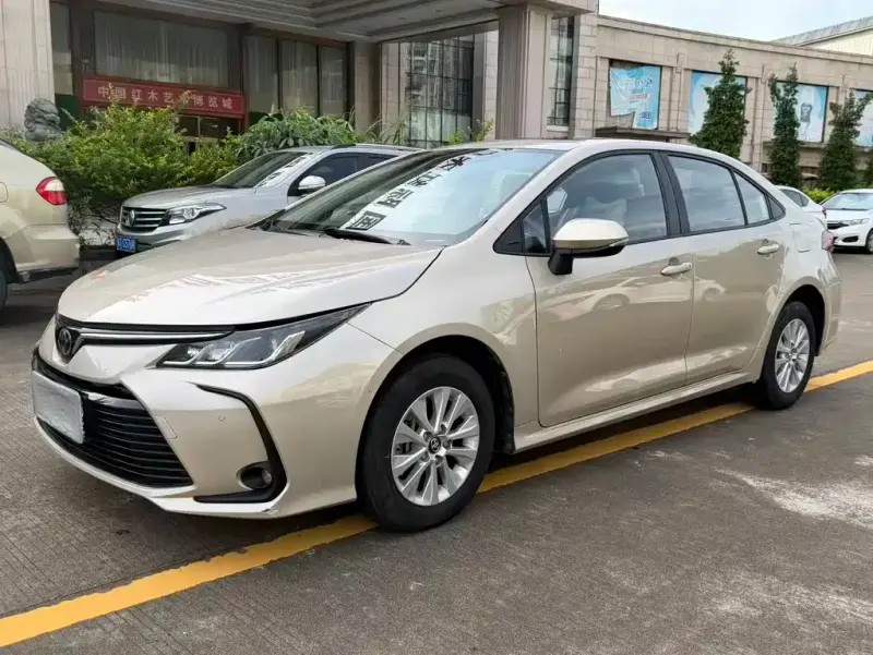 Toyota Corolla, 2020 — фото 1