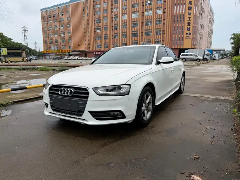 Audi A4L, 2015 — фото 1