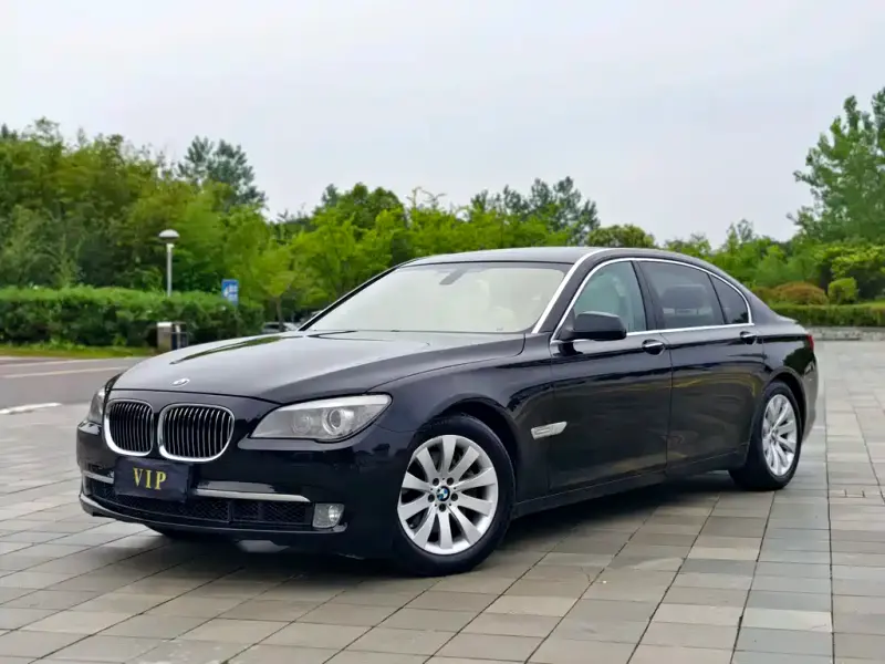 BMW 7 Series, 2012