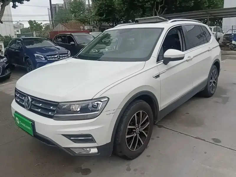 Volkswagen Tiguan L, 2017