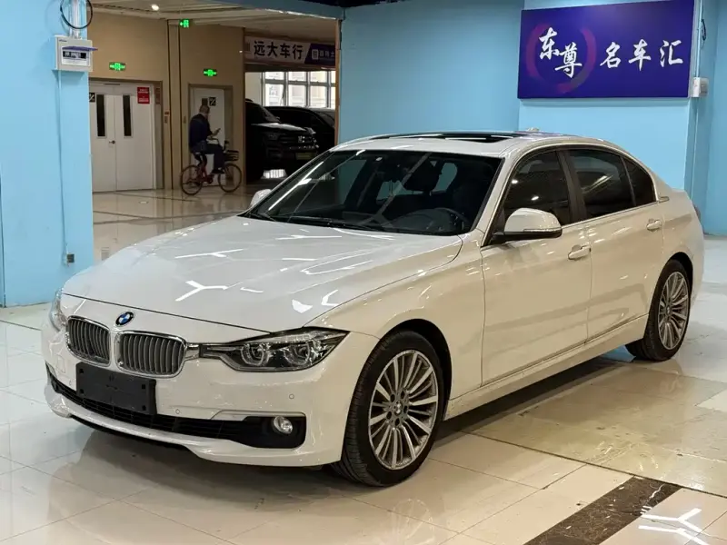 BMW 3 Series, 2019