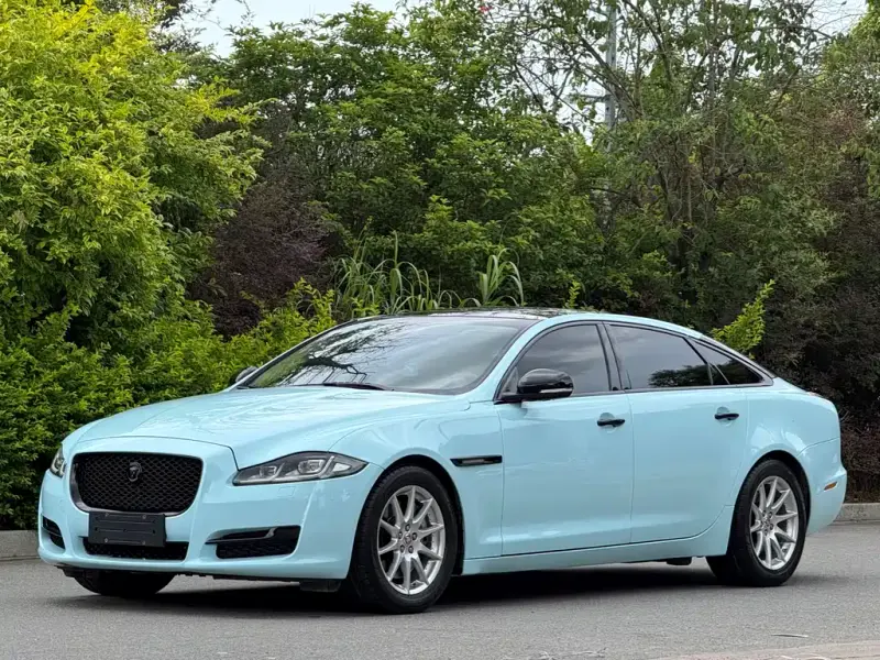 Jaguar XJ, 2017