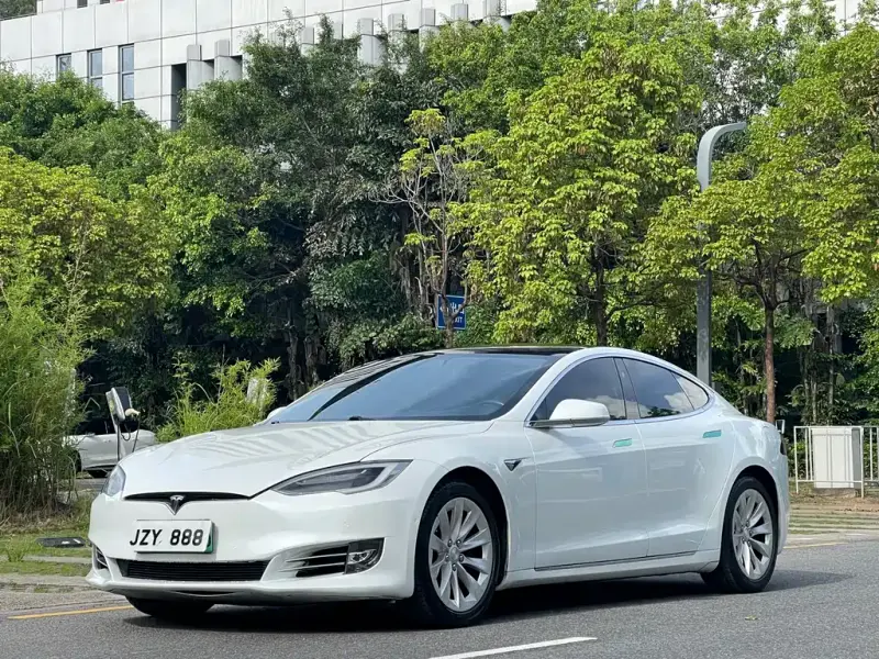Tesla Model S, 2019