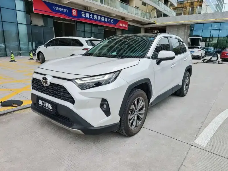 Toyota RAV4, 2024