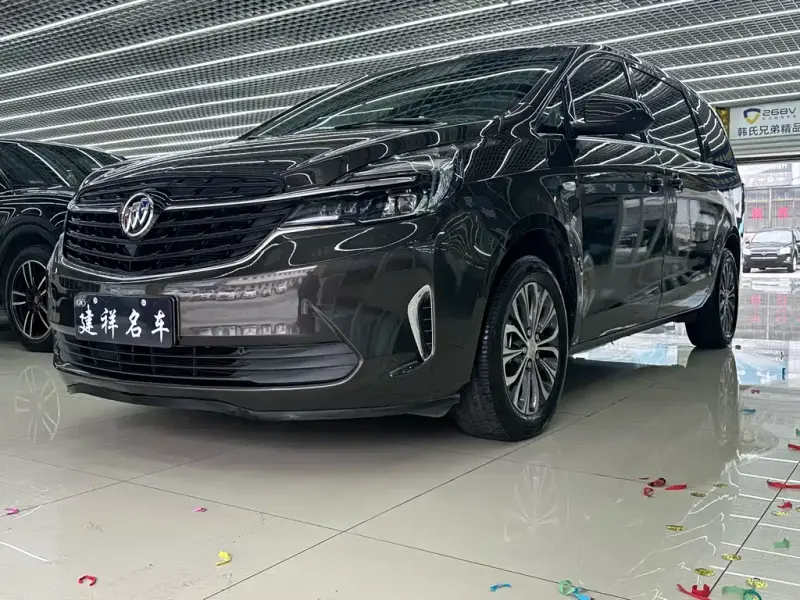Buick GL8, 2022