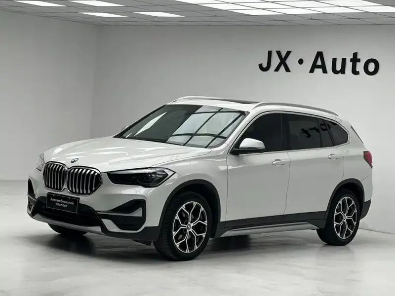 BMW X1, 2022 — фото 1