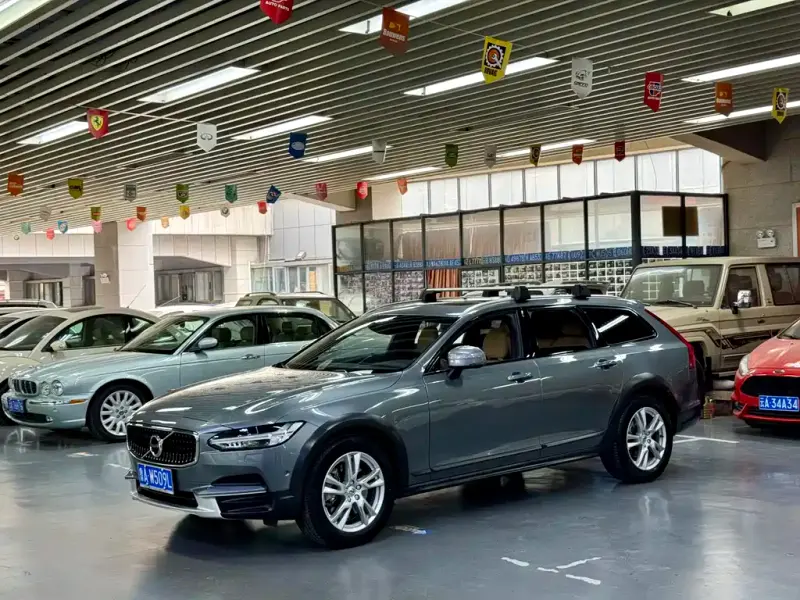 Volvo V90, 2017
