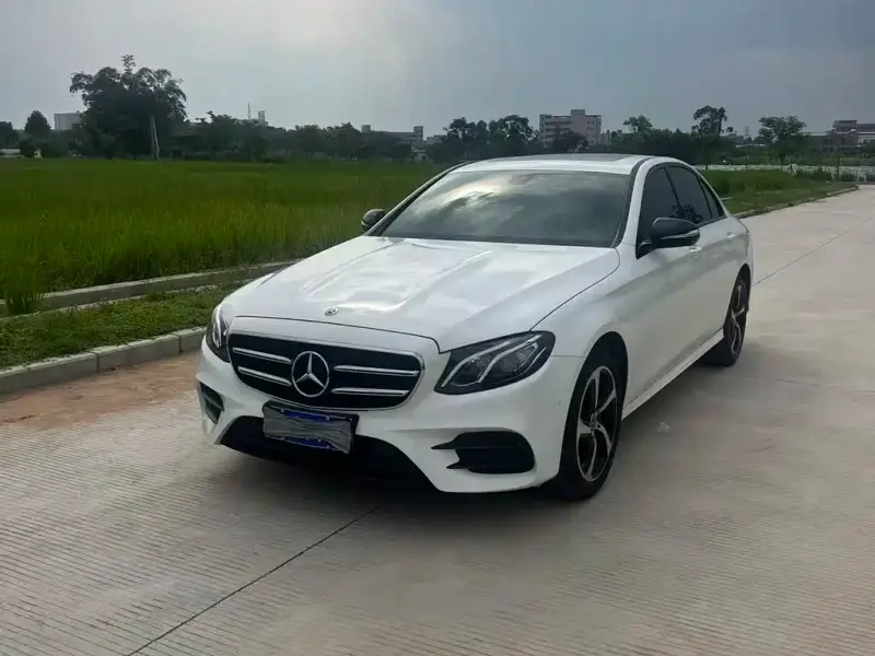 Mercedes-Benz E-Class, 2018 — фото 1