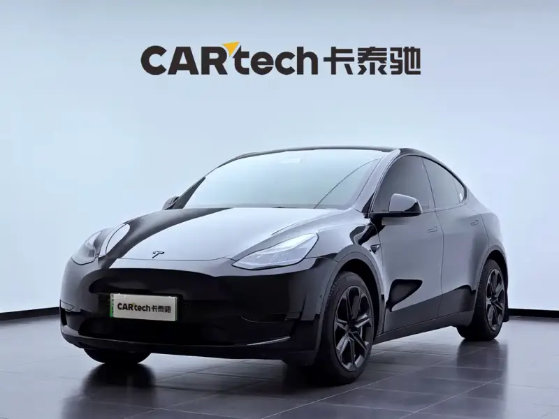 Tesla Model Y, 2023