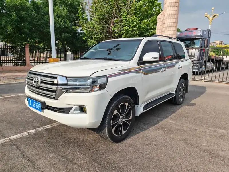Toyota Land Cruiser, 2012