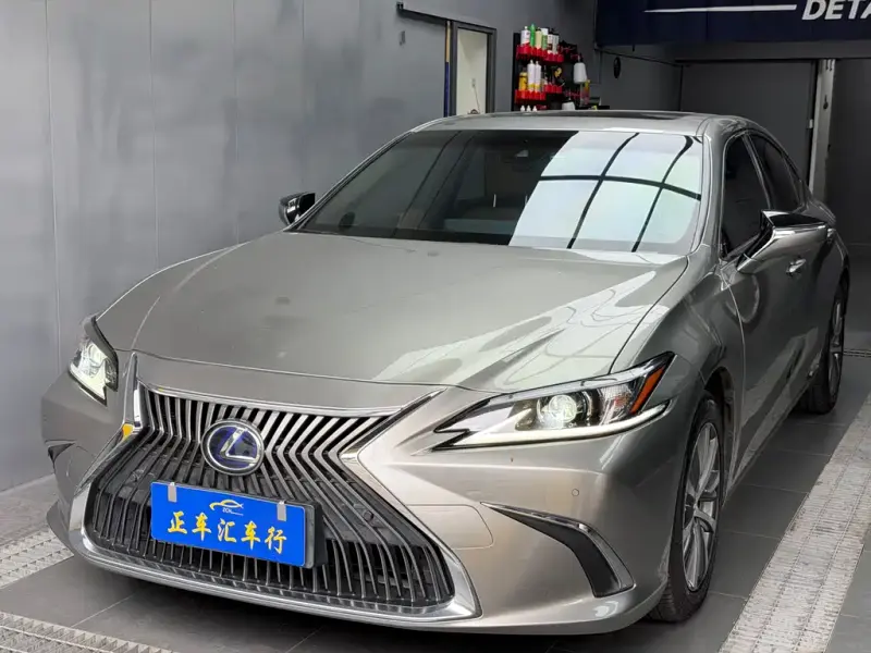 Lexus ES, 2021 — фото 1