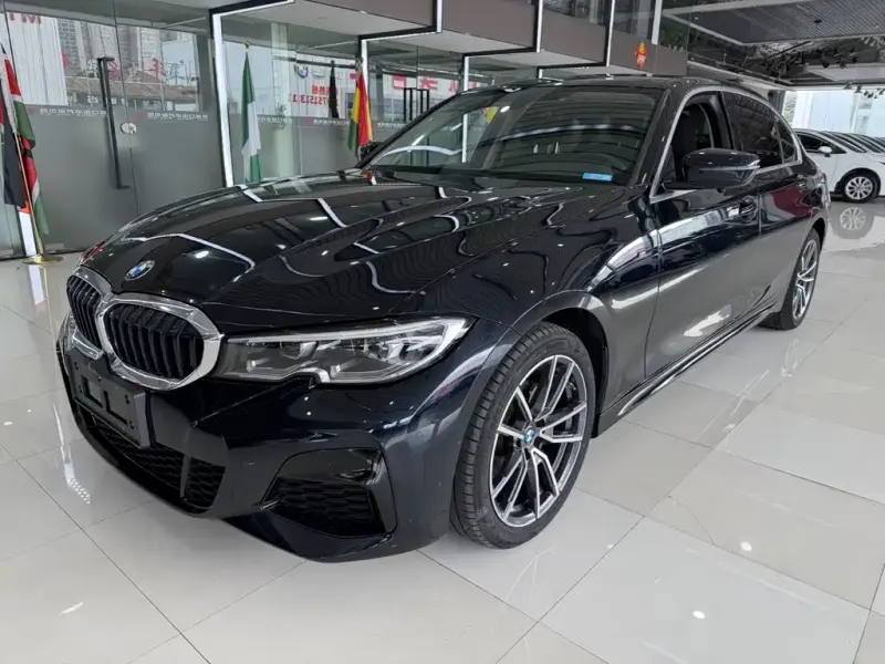 BMW 3 Series, 2022