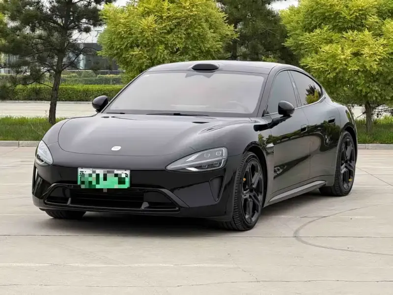 Xiaomi SU7, 2025