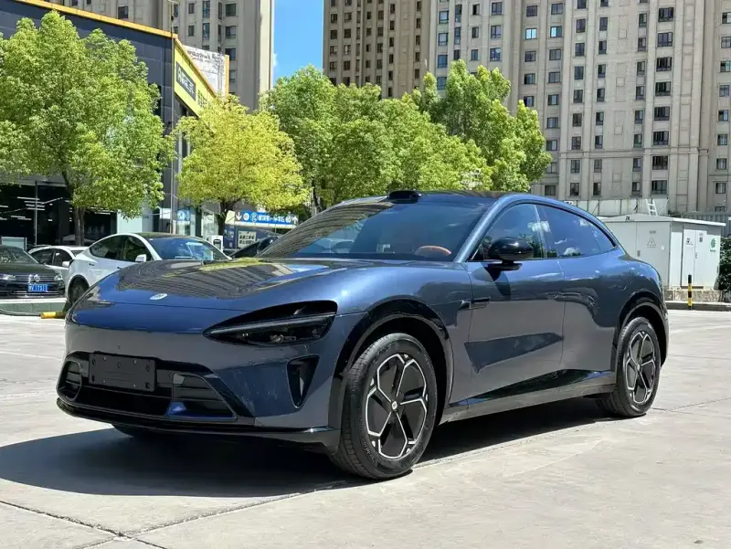 Xiaomi YU7, 2025