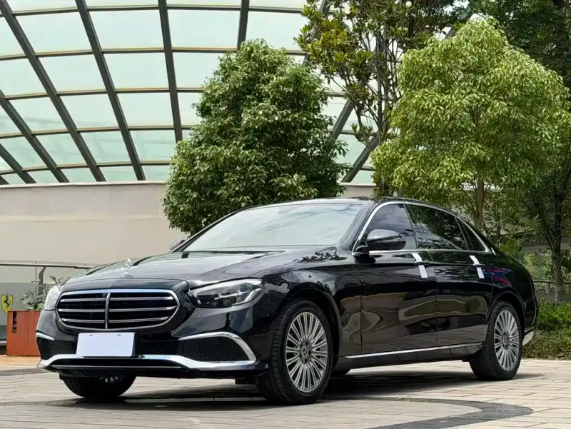 Mercedes-Benz E-Class, 2020 — фото 1
