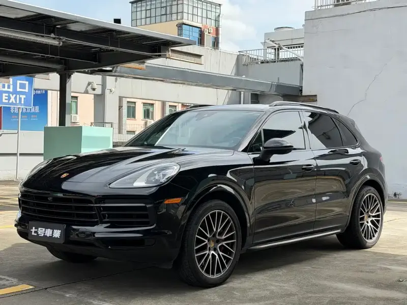 Porsche Cayenne, 2022