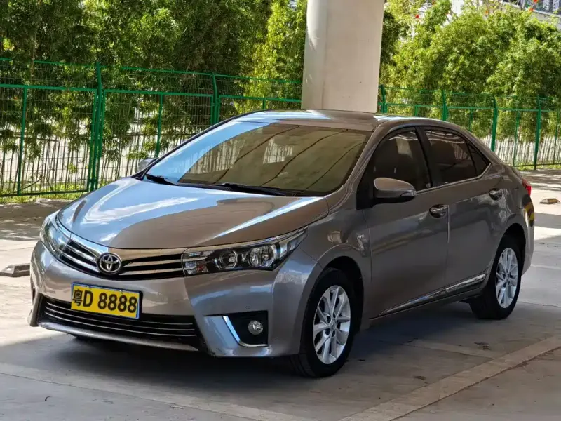 Toyota Corolla, 2015 — фото 1