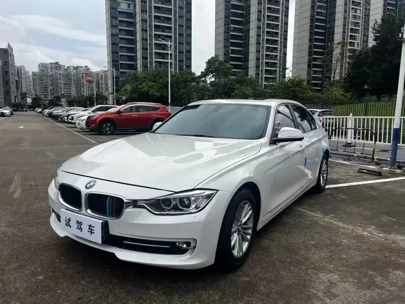 BMW 3 Series, 2015