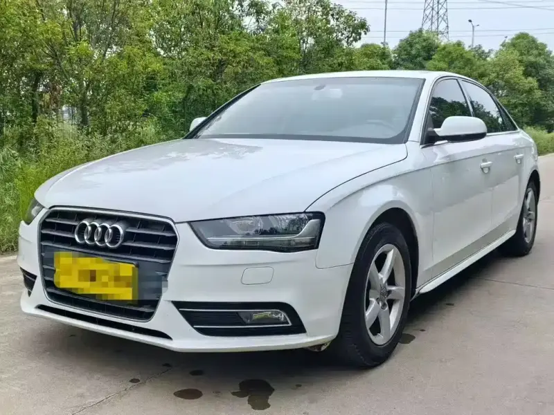 Audi A4L, 2015 — фото 1