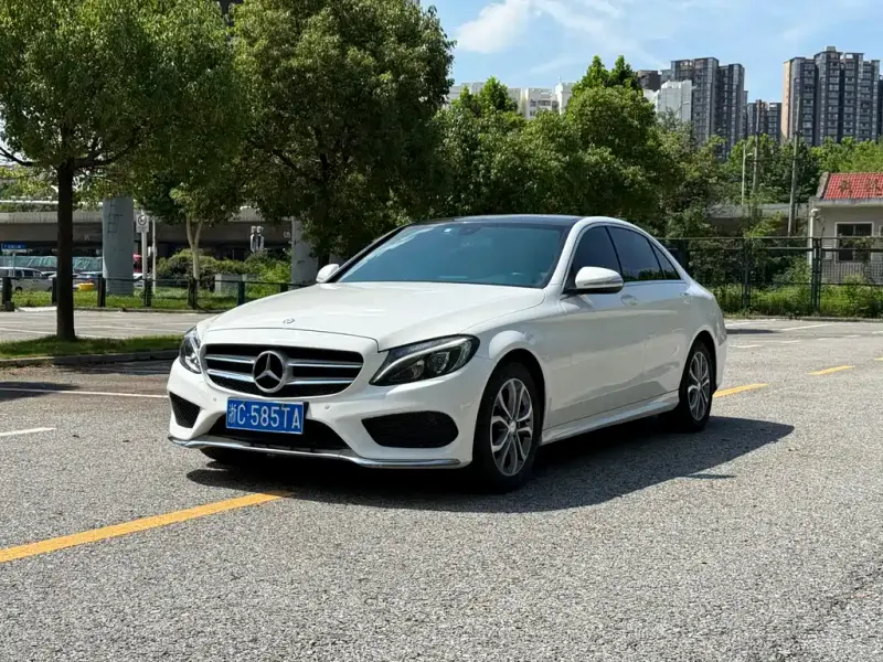 Mercedes-Benz C-Class, 2015