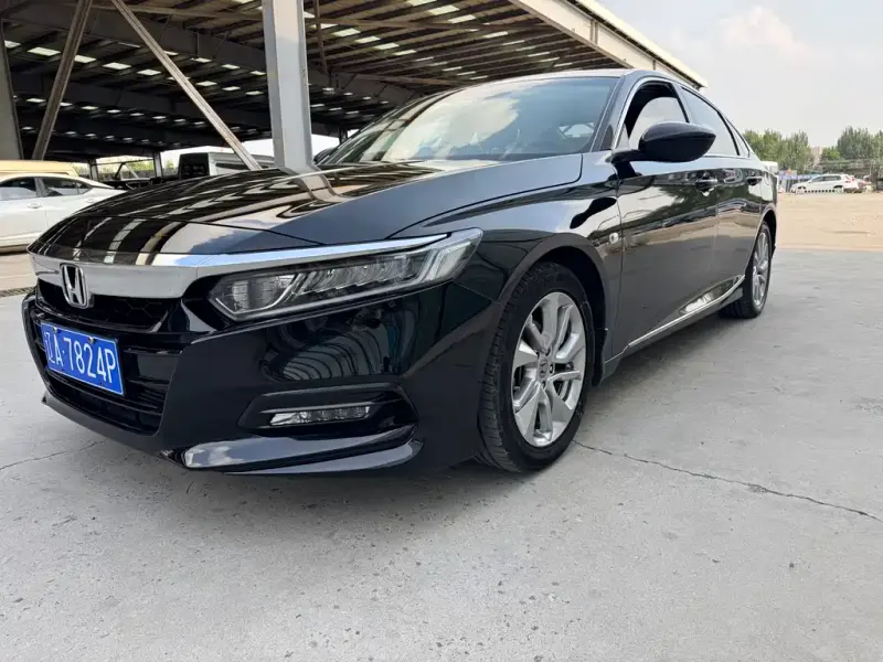 Honda Accord, 2018 — фото 1