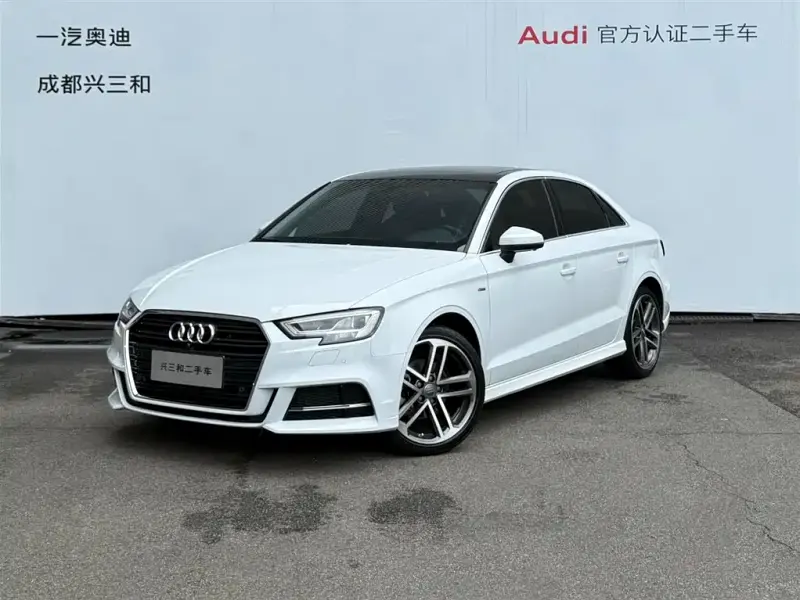 Audi A3, 2018 — фото 1