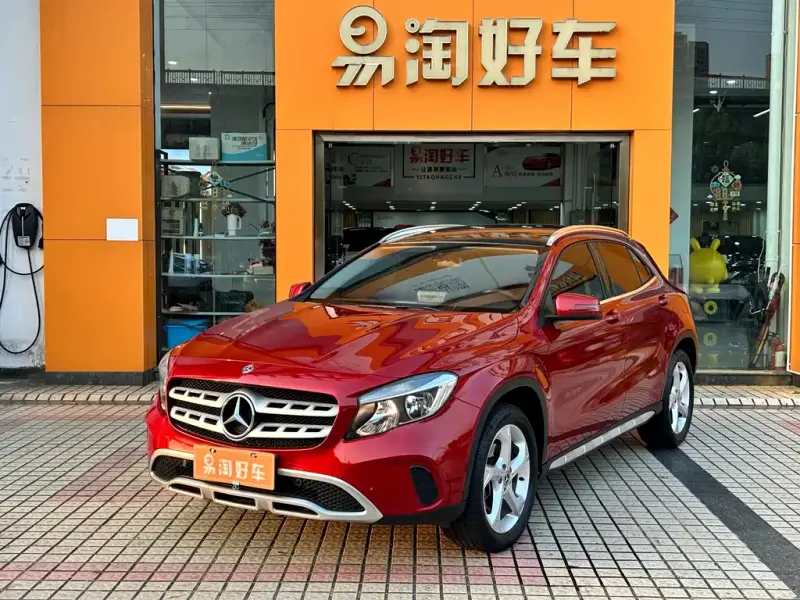 Mercedes-Benz GLA, 2018 — фото 1