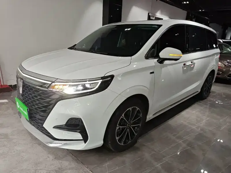 Roewe iMAX8, 2021