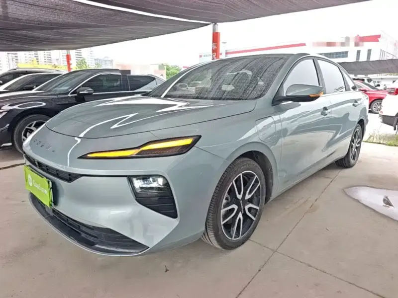 Roewe D6, 2025