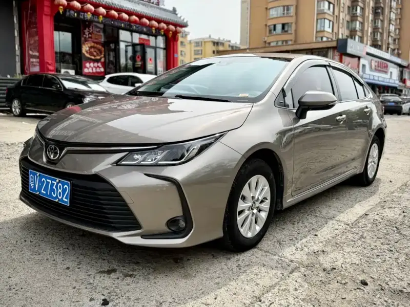 Toyota Corolla, 2022 — фото 1