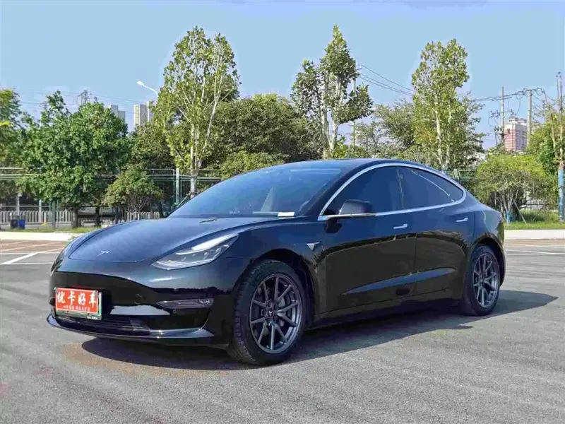 Tesla Model 3, 2020