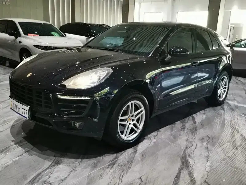 Porsche Macan, 2016