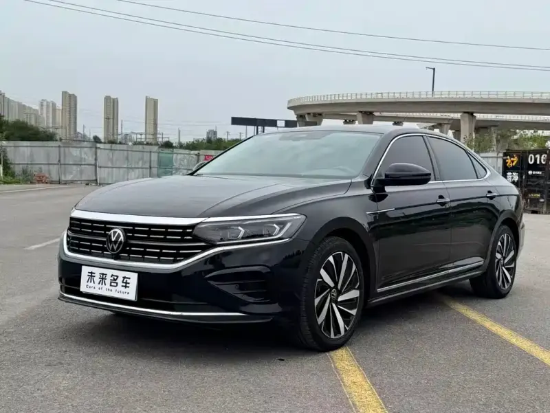 Volkswagen Passat, 2023