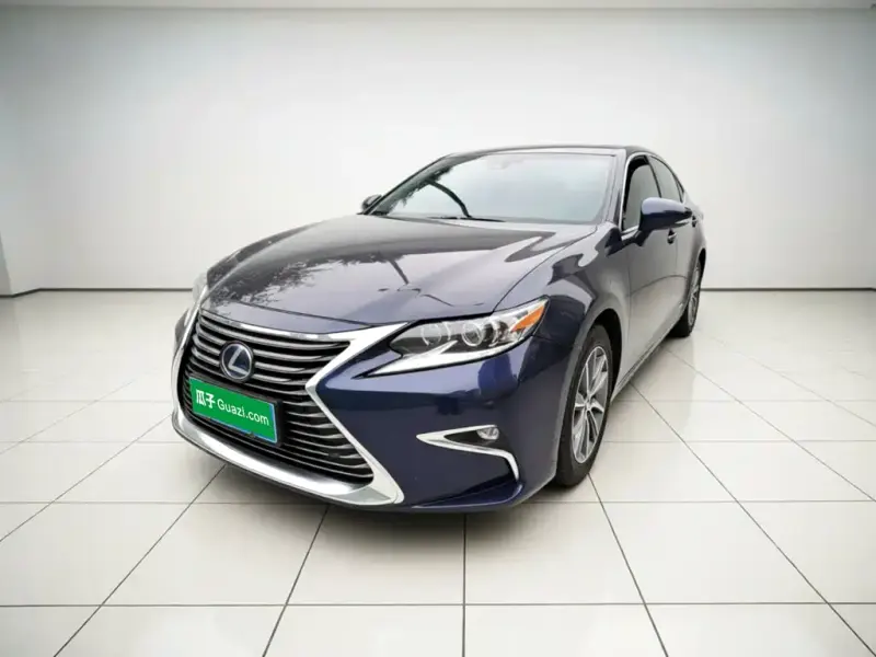 Lexus ES, 2016 — фото 1