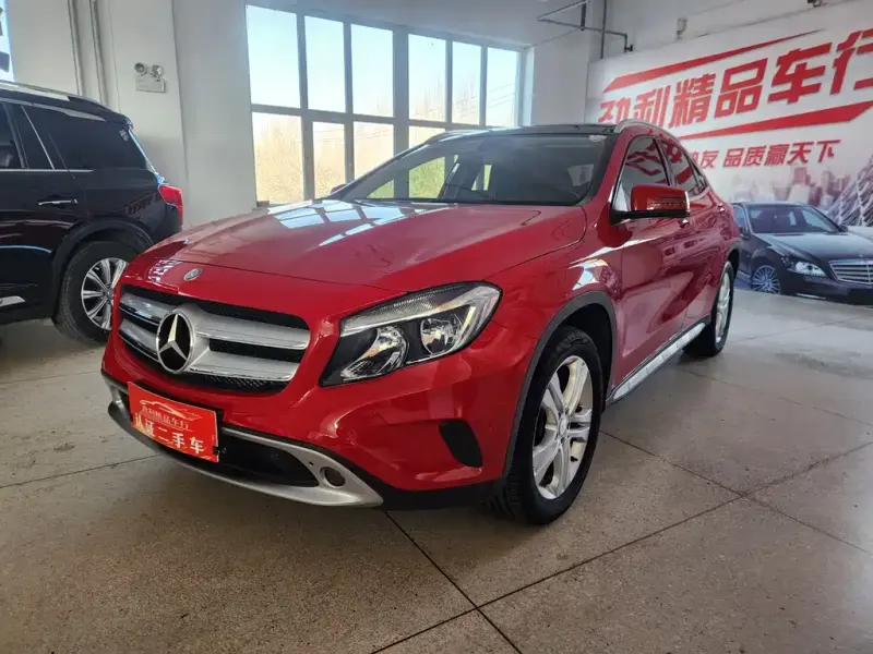 Mercedes-Benz GLA, 2017 — фото 1
