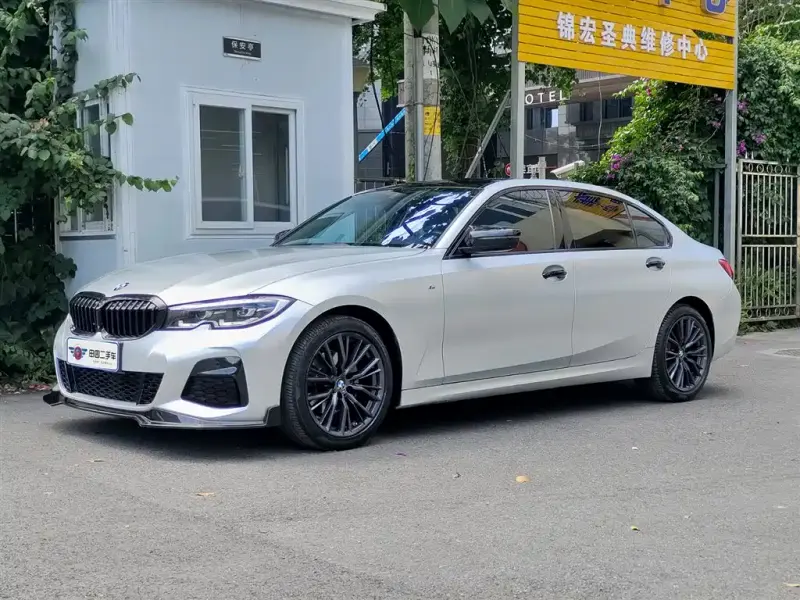 BMW 3 Series, 2021