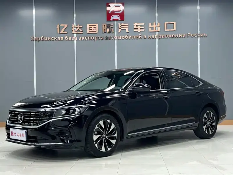 Volkswagen Passat, 2022