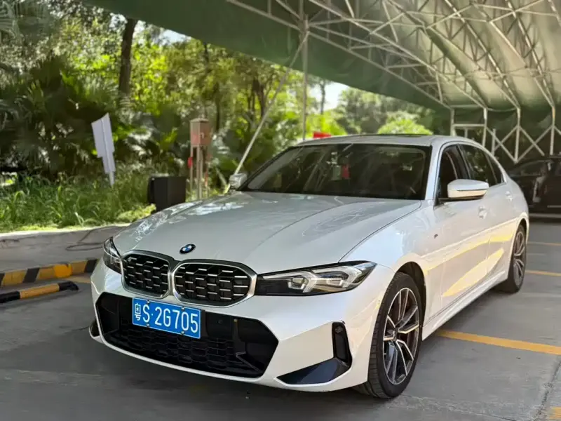 BMW 3 Series, 2023