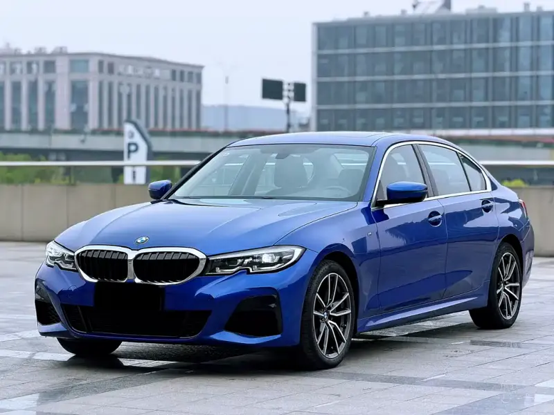 BMW 3 Series, 2022