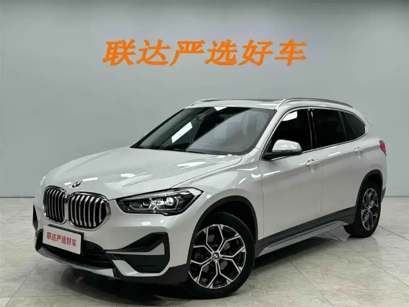 BMW X1, 2022 — фото 1