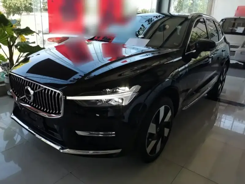 Volvo XC60 PHEV, 2023