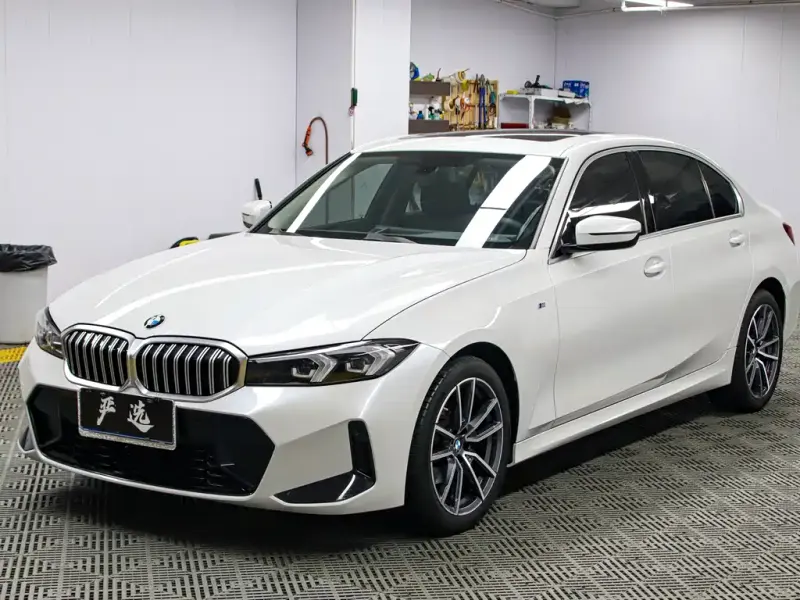 BMW 3 Series, 2023