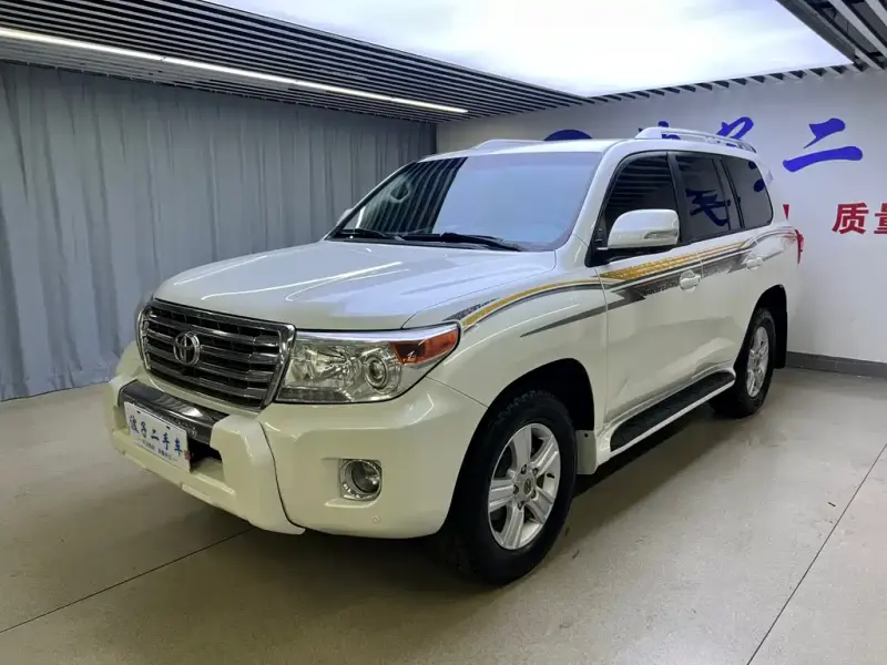 Toyota Land Cruiser, 2015